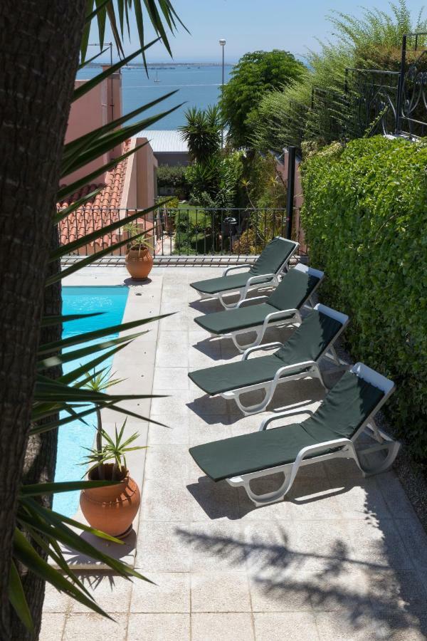 Apartamento Com Piscina Cruz Quebrada Kültér fotó